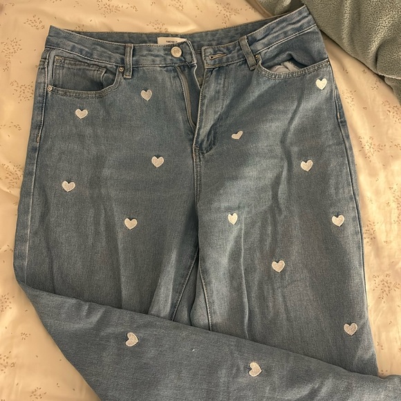 Forever 21 Heart Jeans - Picture 1 of 4